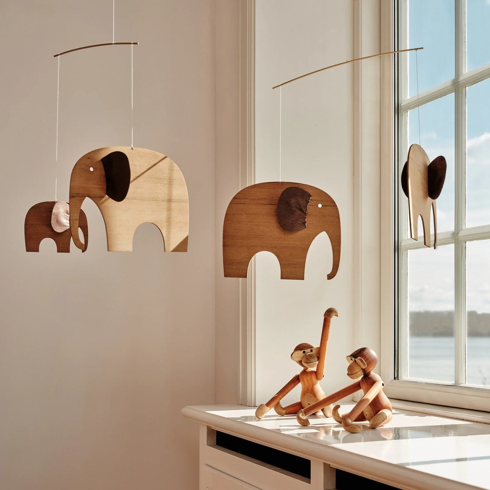 Mobiel n° 71 - Baby Elephants 3 Wood - Image 2