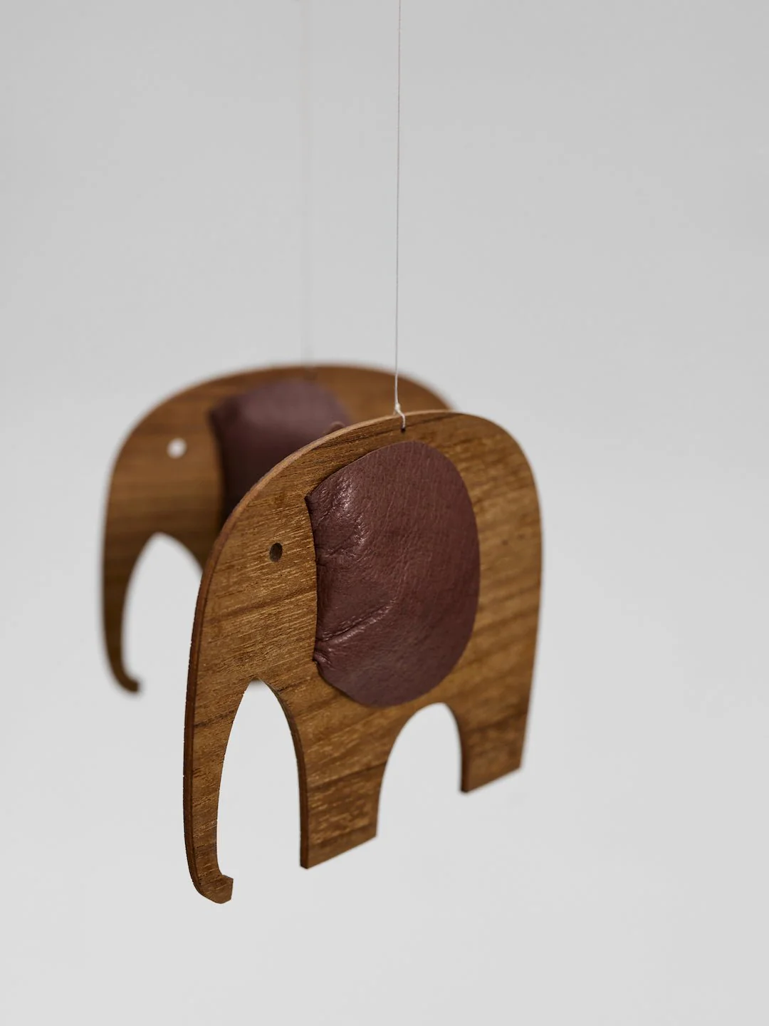 Mobiel n° 71 - Baby Elephants 3 Wood - Image 5