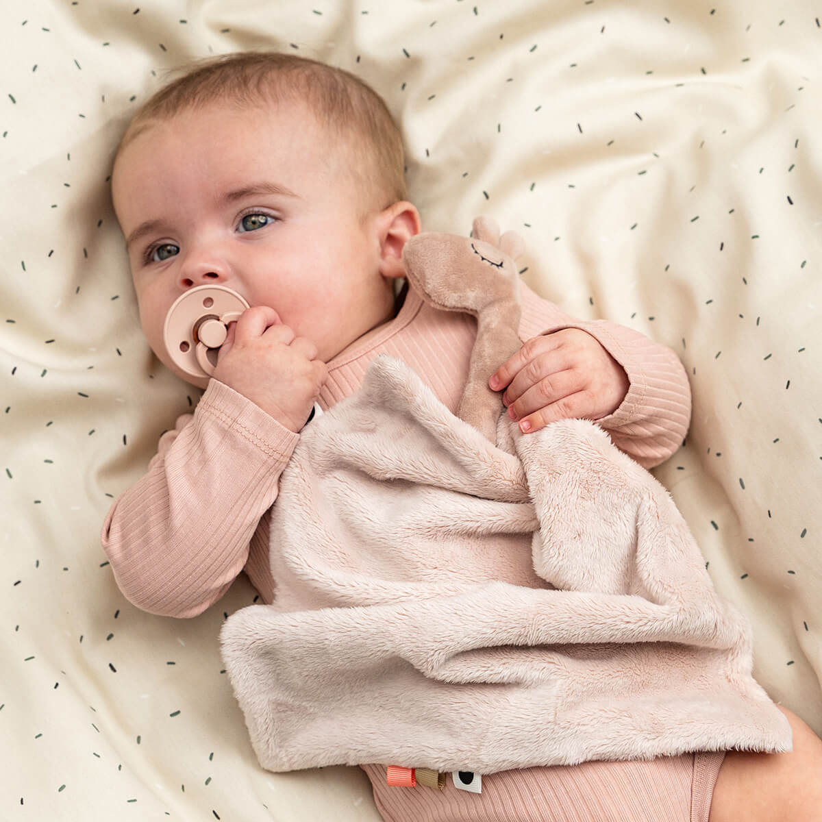 Knuffeldoekje Comfort blanket Raffi Powder - Image 4