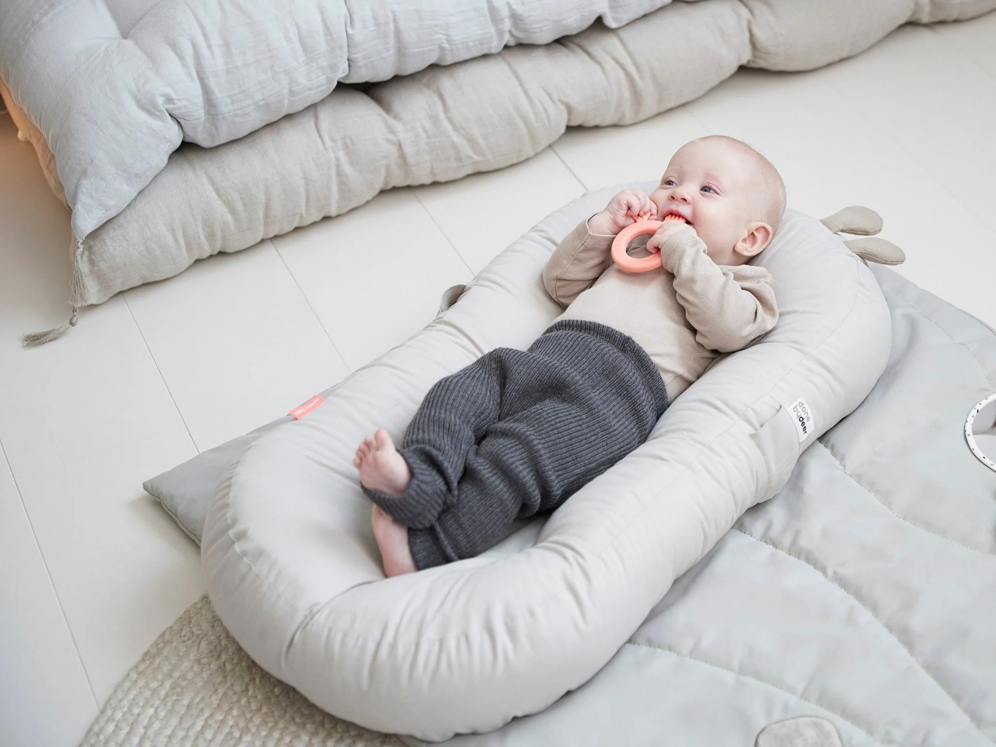 Cozy lounger met speelboog - Raffi Sand - Image 12