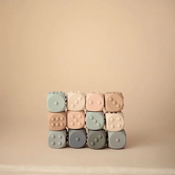 Dobbelsteen speeltjes | Blush/Shifting Sands - Image 6