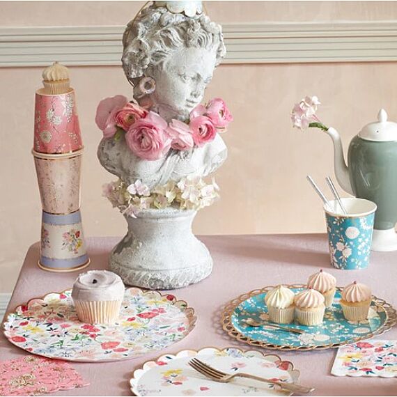 English Garden Party Cups - Image 2