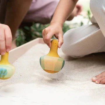 Flowing yellow bird - Image 6