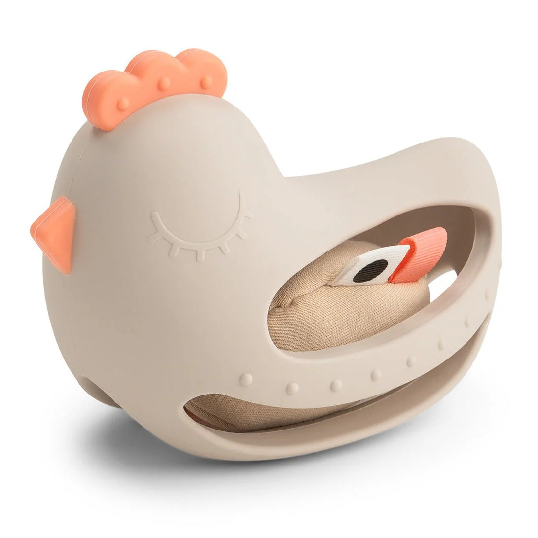 Grijp- en bijtspeeltje met rammelaar - Clucky Sand