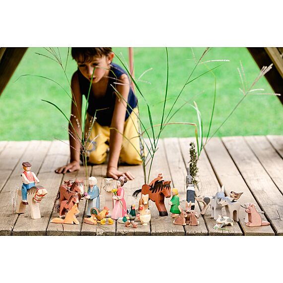 Houten Speelfiguur | Grootmoeder - Image 4
