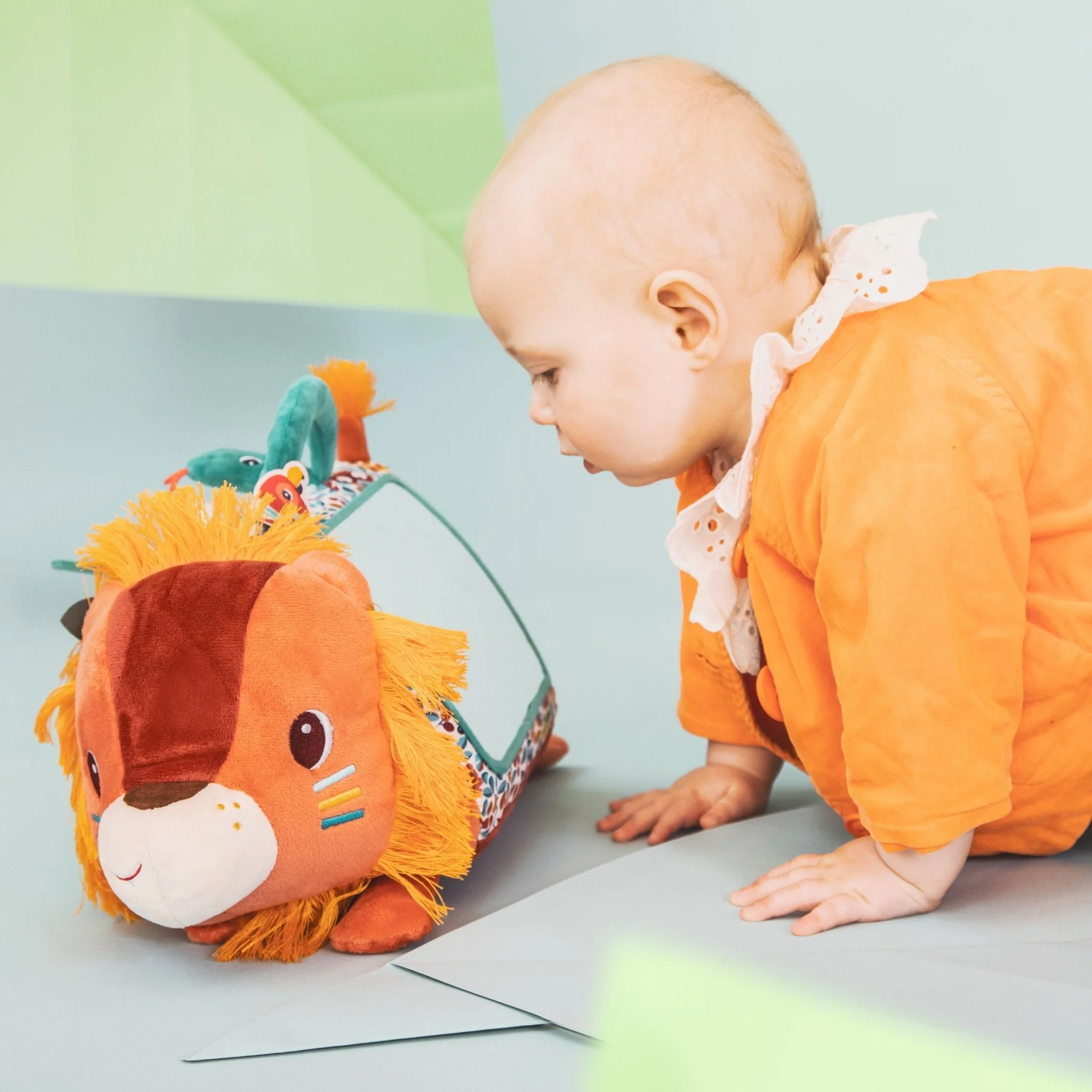 Zacht babyspeeltje spiegel - Jack activiteitendriehoek met spiegel - Image 6