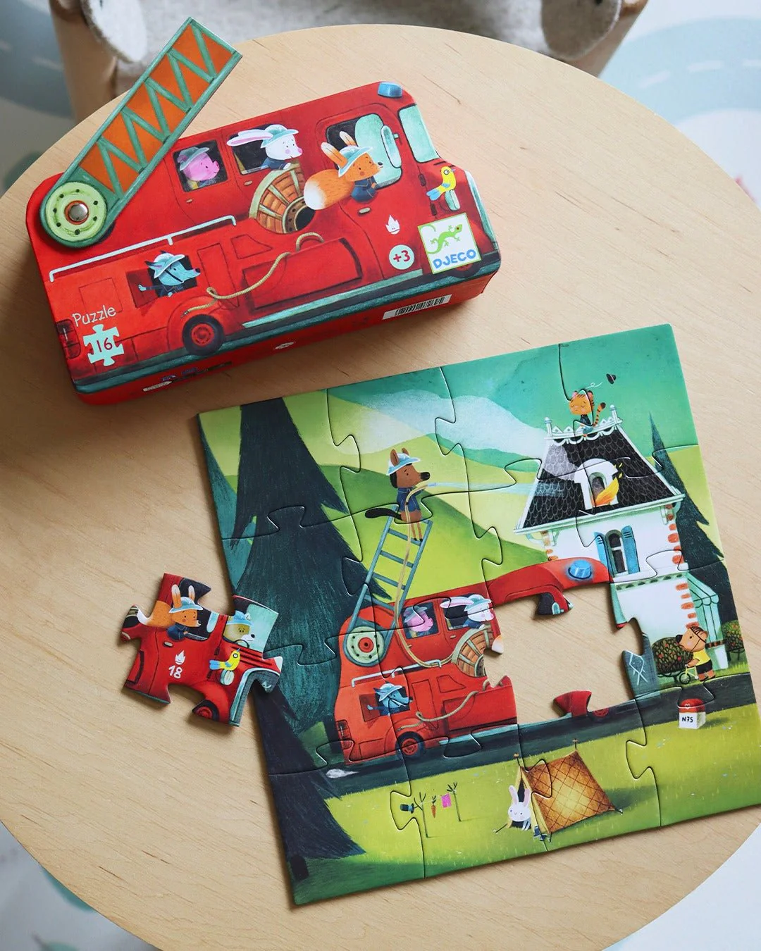 Puzzel in silhouetdoos Brandweerwagen - 16 stukjes - Image 2
