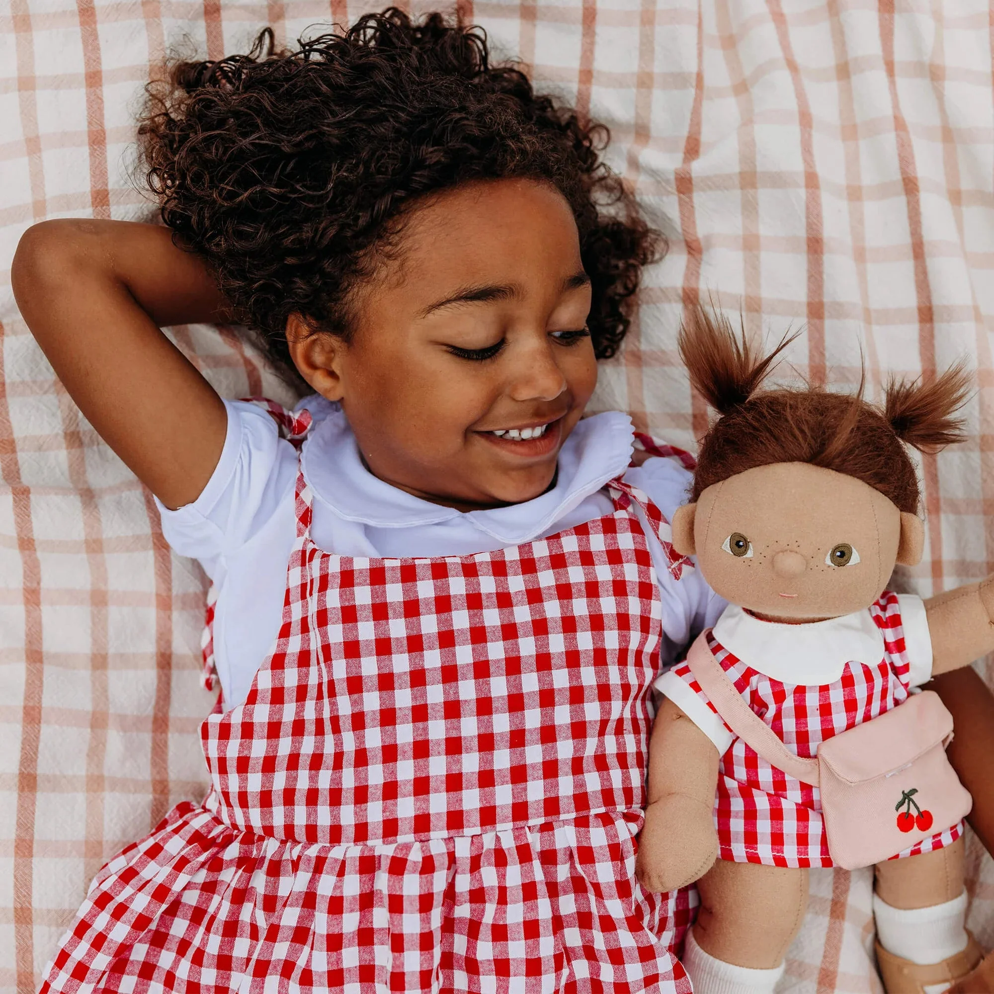 Poppenoutfit Cherry Gingham Outfit Set - 35 cm - Image 3