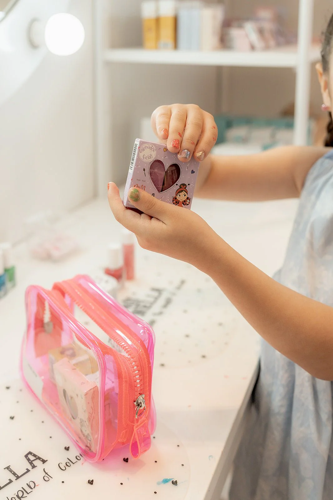 Make-upset Pink Bag of Wonders - set van 8 - Image 5