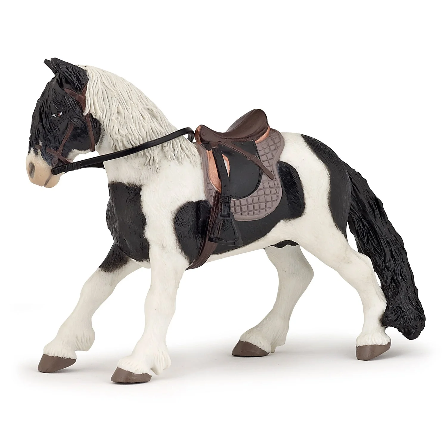 Pony met zadel