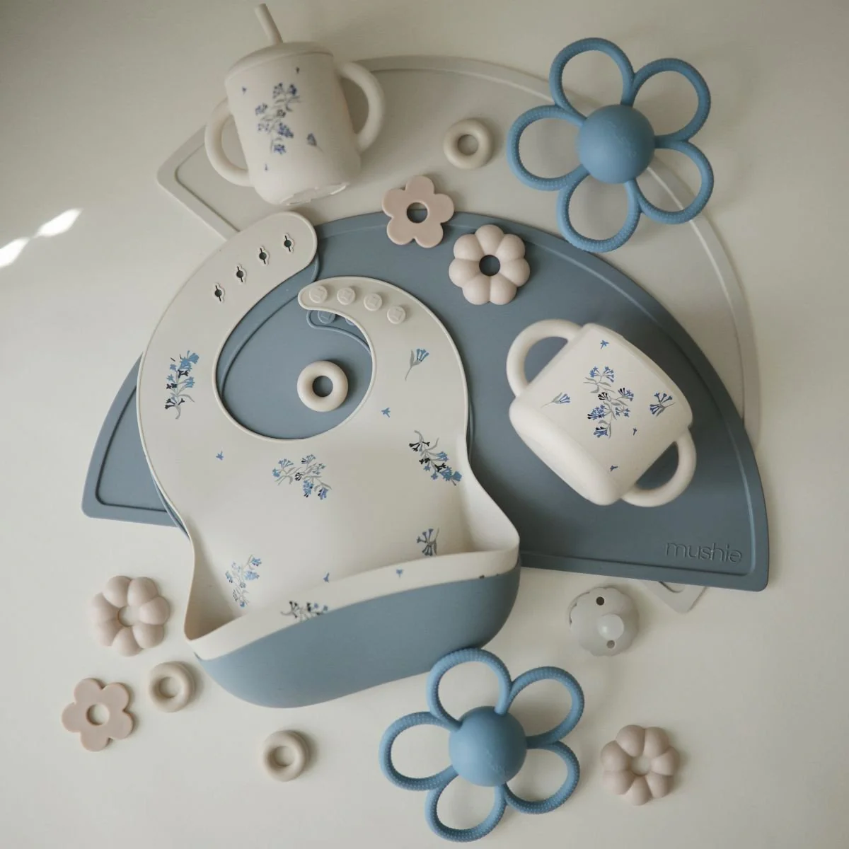 Rammelaar Daisy Teether Faded Denim - Image 4