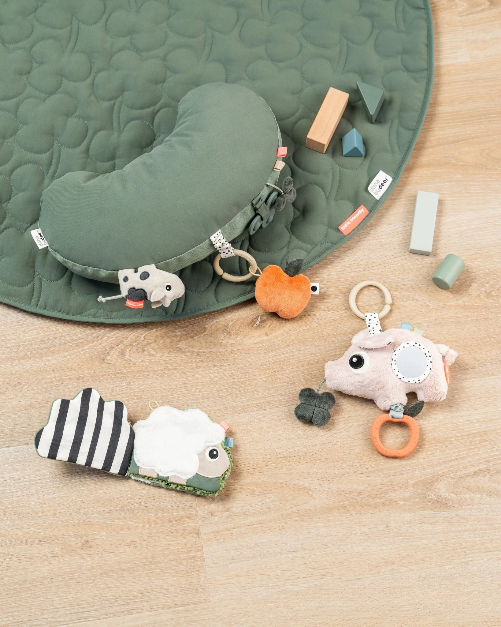 Sensorisch babyboekje - Tiny farm Colour mix - Image 5