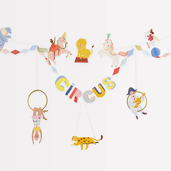Slinger Circus Garland - Image 3