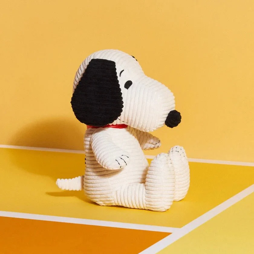 Snoopy Corduroy Cream In Giftbox - 27 cm - Image 2