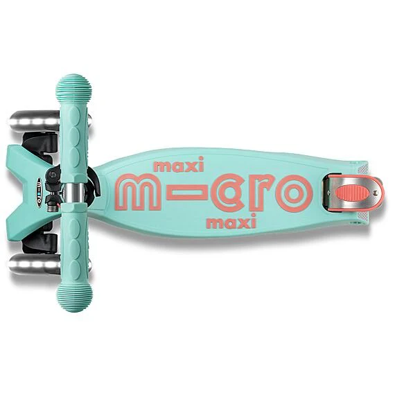 Step met 3 wielen Maxi Micro Deluxe LED Mint - 5-12 jaar - Image 6